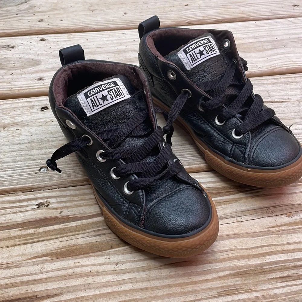 Converse Chuck Taylor All Star Street Mid Black Leather Kids Size 1